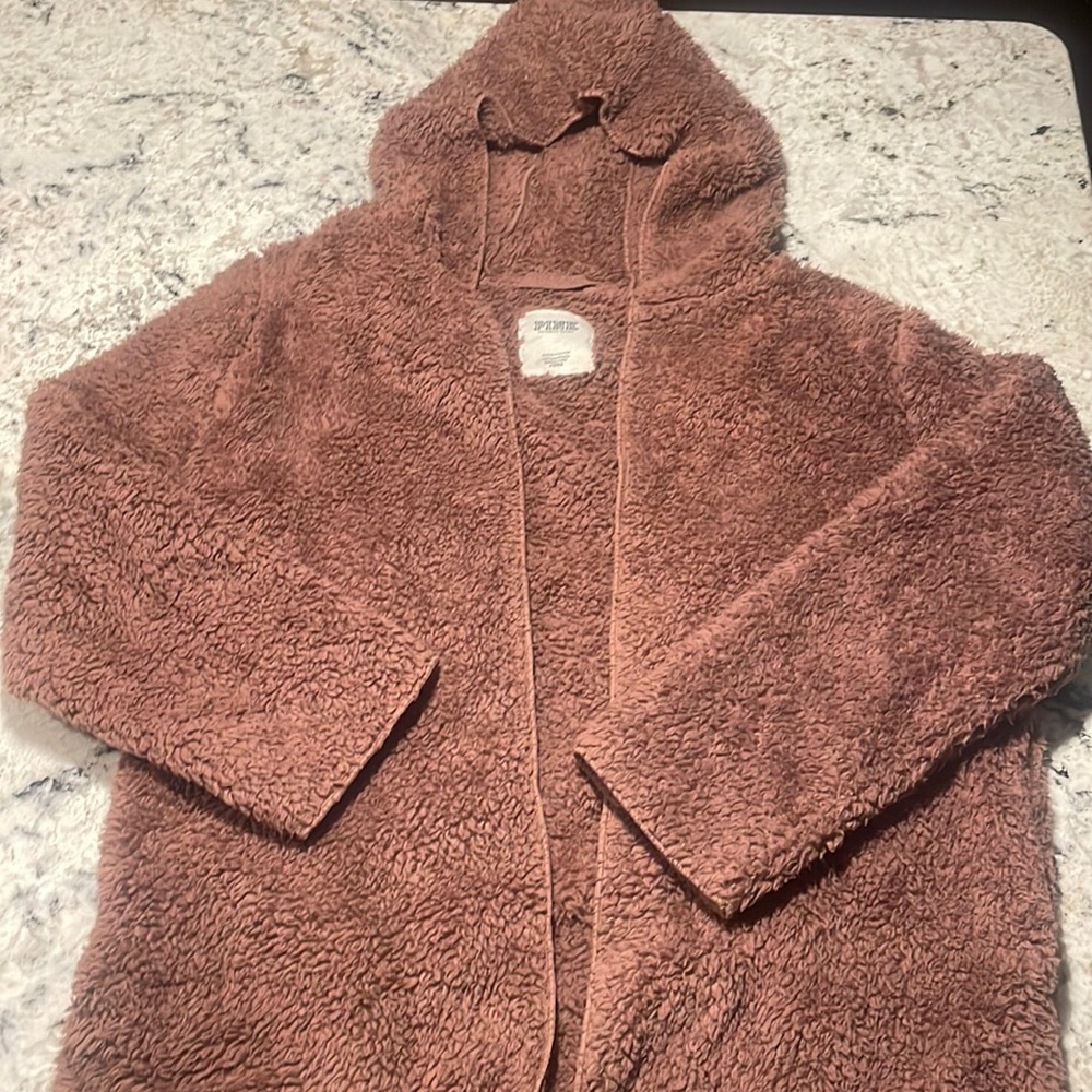Women’s Pink by Victoria’s Secret fleece hoodie